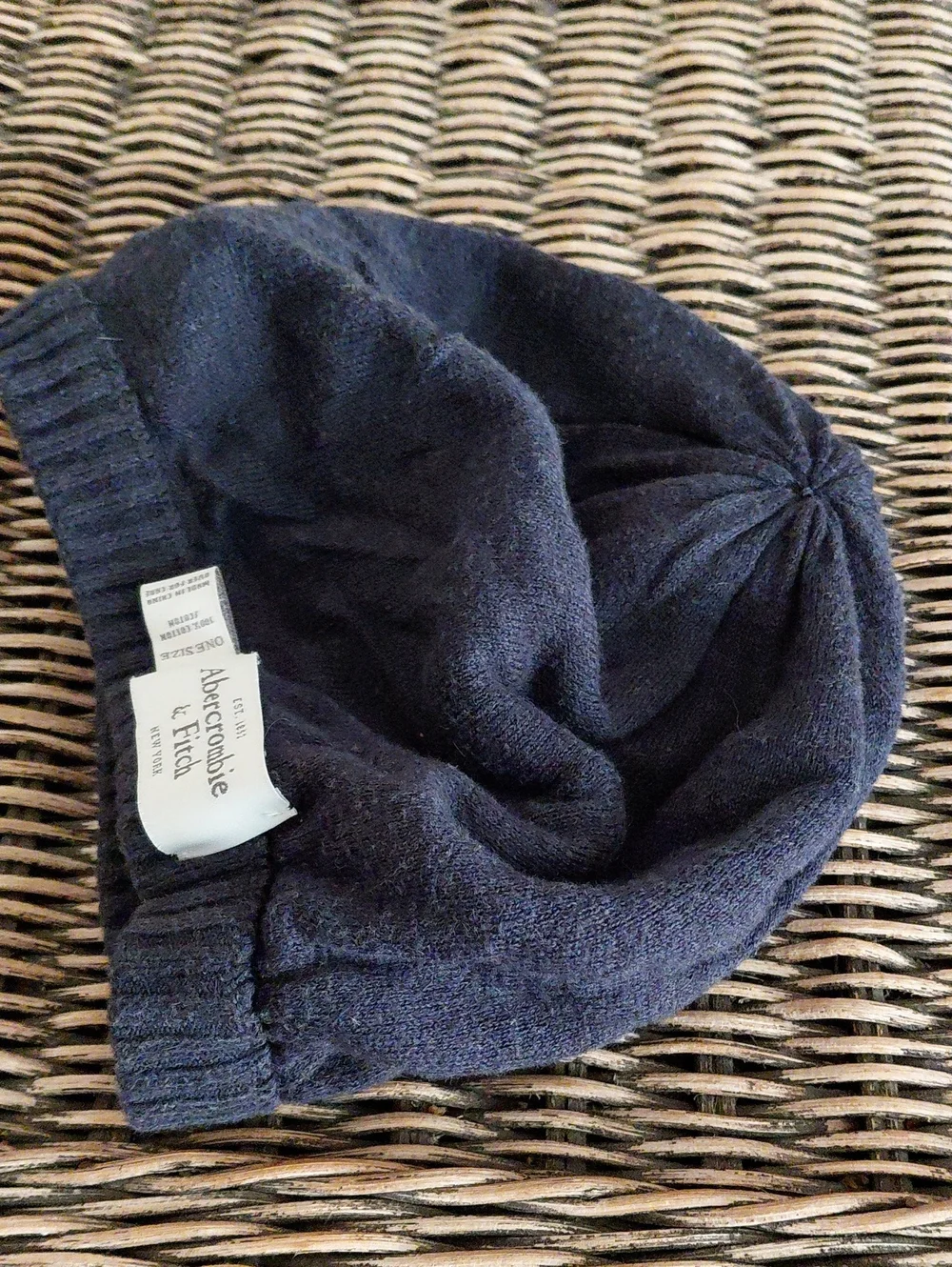 Vintage Abercrombie & Fitch Navy/White Striped Slouch Beanie